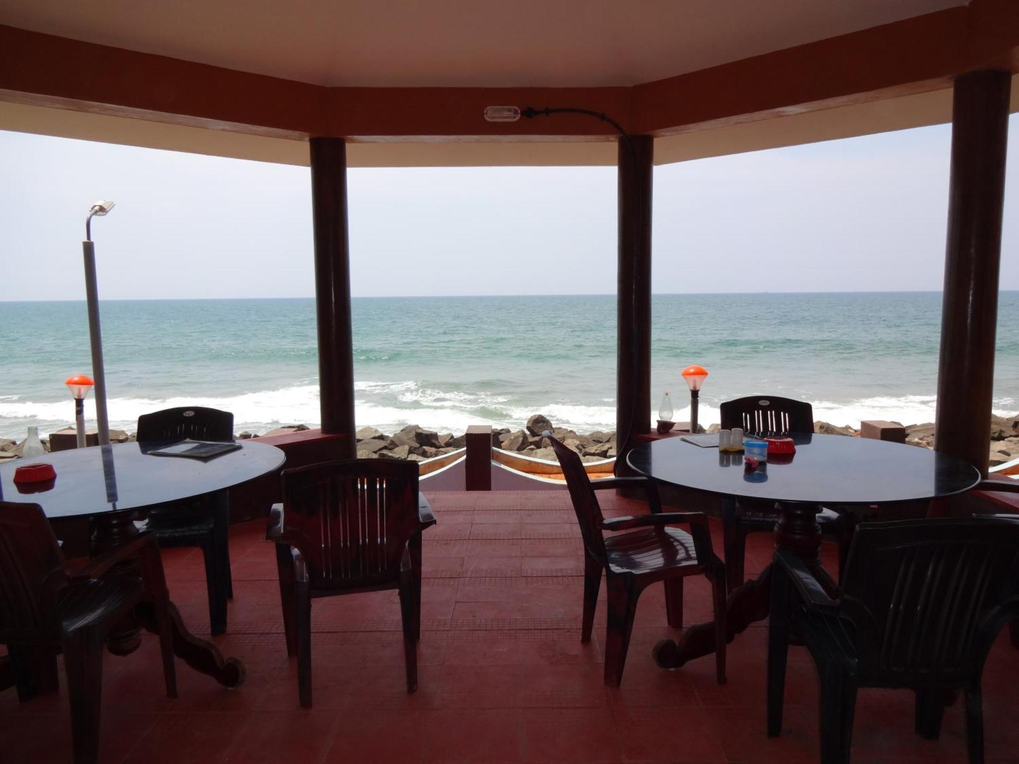 Samsara Harmony Beach Resort Varkala Exterior photo